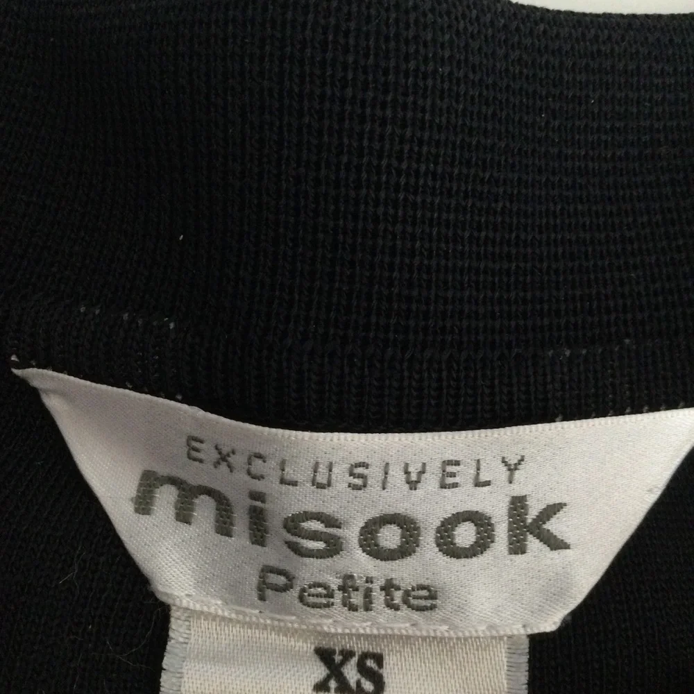 Misook exclusively petite
